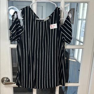 R16.    Black and White Striped Women's Top